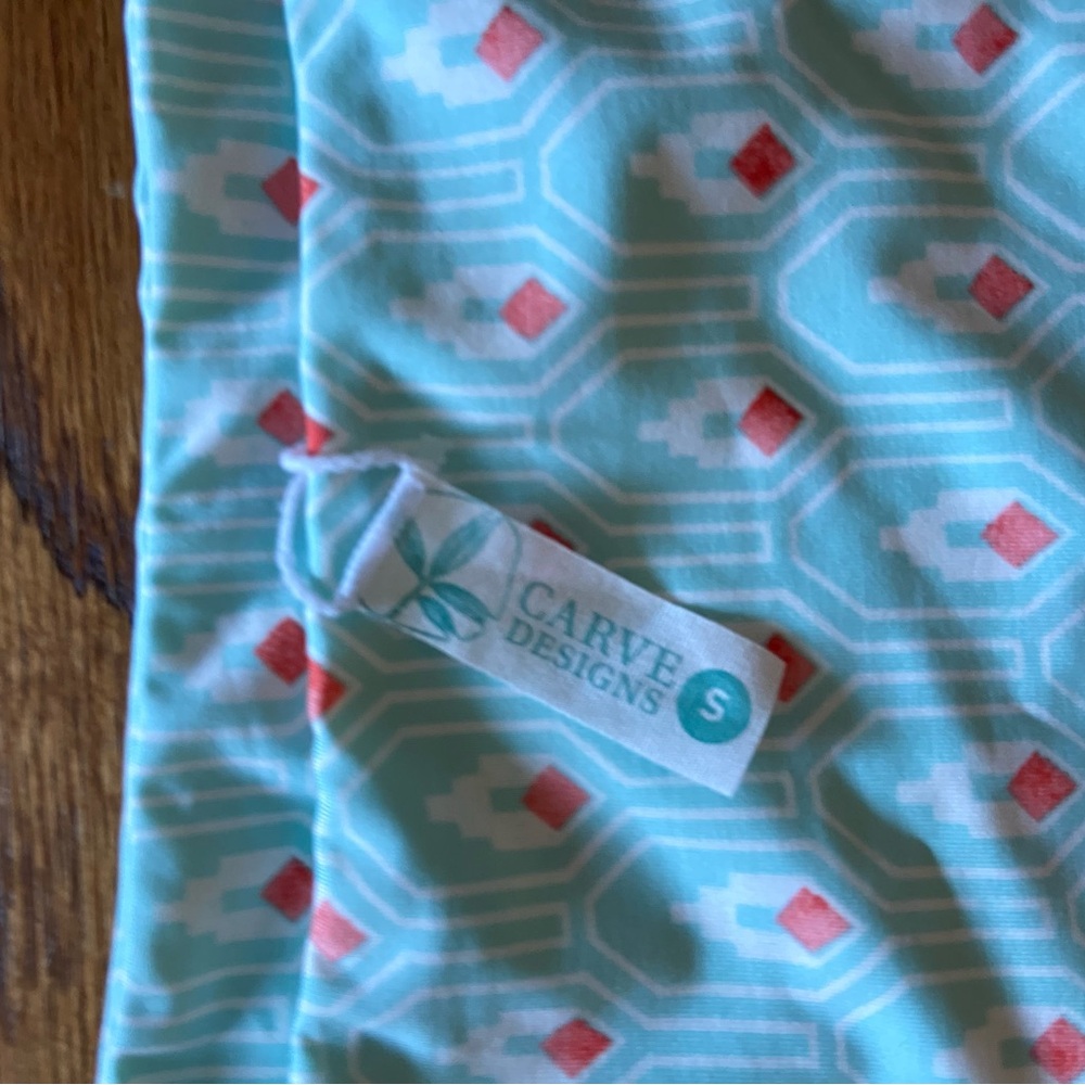 Carve Designs Fold Over Bottom. New condition. Worn once.